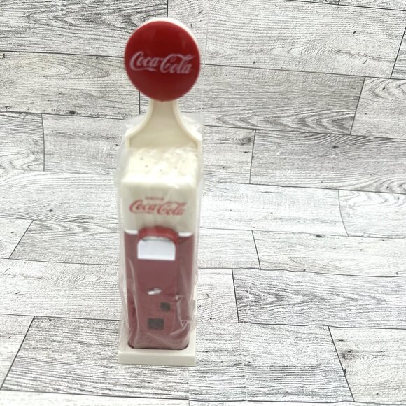 Brand New in Box Coca-Cola Salt and Pepper Shakers - Picture 4 of 5